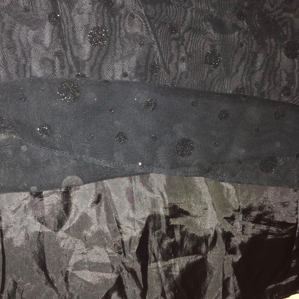 Black dress with black glitter dots - Picture 5 of 7